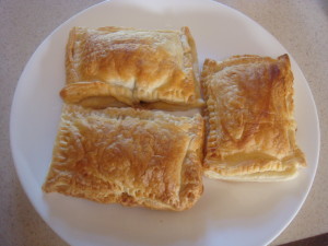 SAVOURY CHEESE AND SPINACH PARCELS